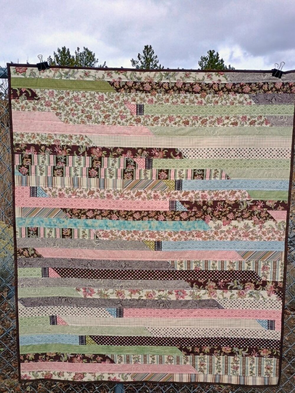 🩷🤎BN VINTAGE INSPIRED FABRIC JELLY ROLL LAP QUILT COTTON BROWN PINK CREAM